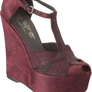 Karen Elson for Nine West Vintage America wedge